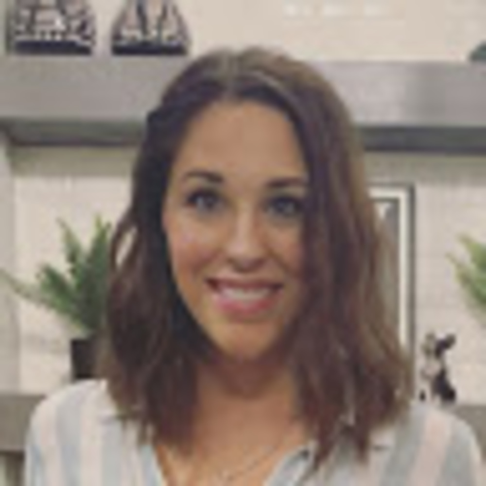 Meet your Posher, Courtney
